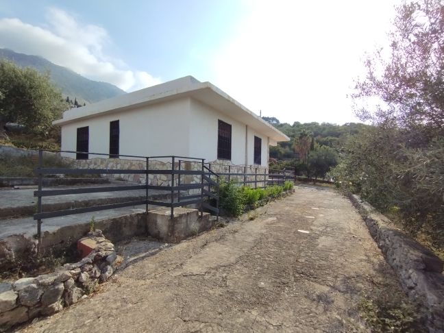Detached Villa Semifinished, Carini Alta (Carini)